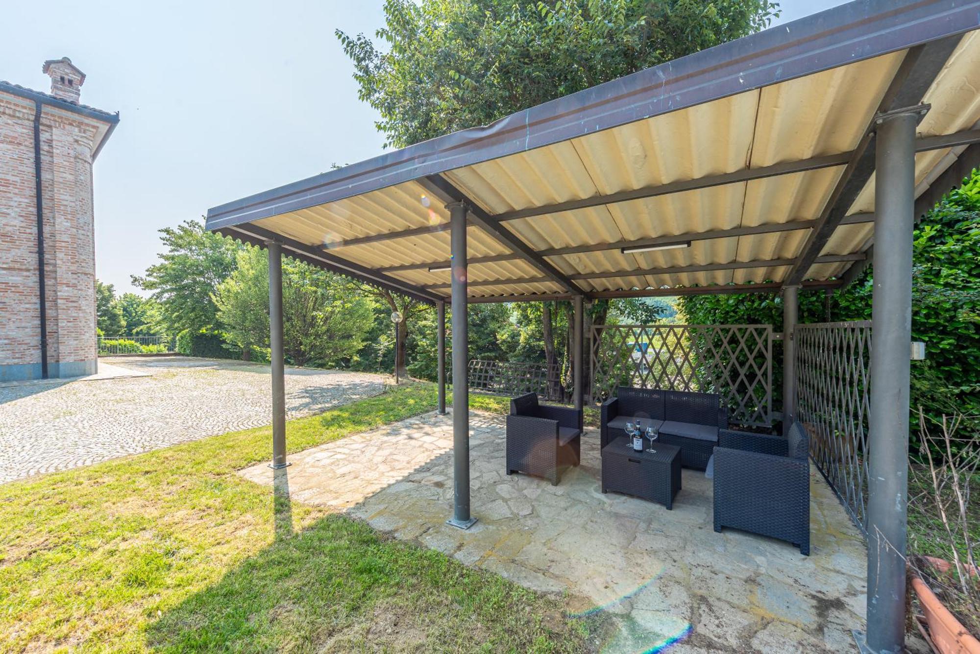 Villa Cornelia , Entire Villa With Private Pool Corneliano d'Alba Exterior foto